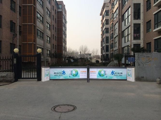 社区道闸广告 上海思框传媒与纯凋广告如何打开社区营销的